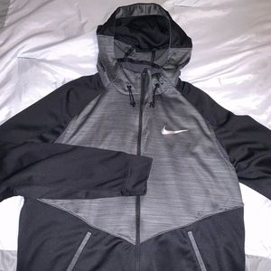 Nike dri-fit jacket